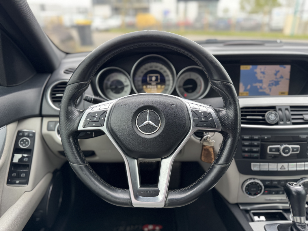 Mercedes Classe C — 10
