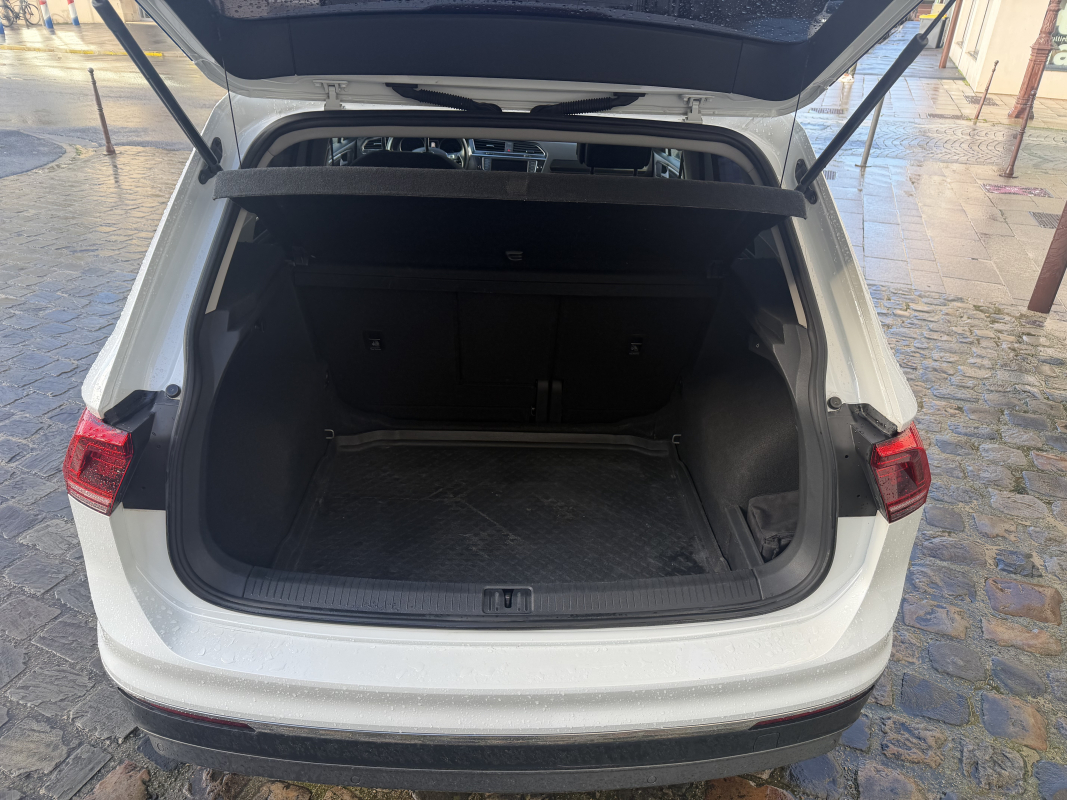 Volkswagen Tiguan — 8