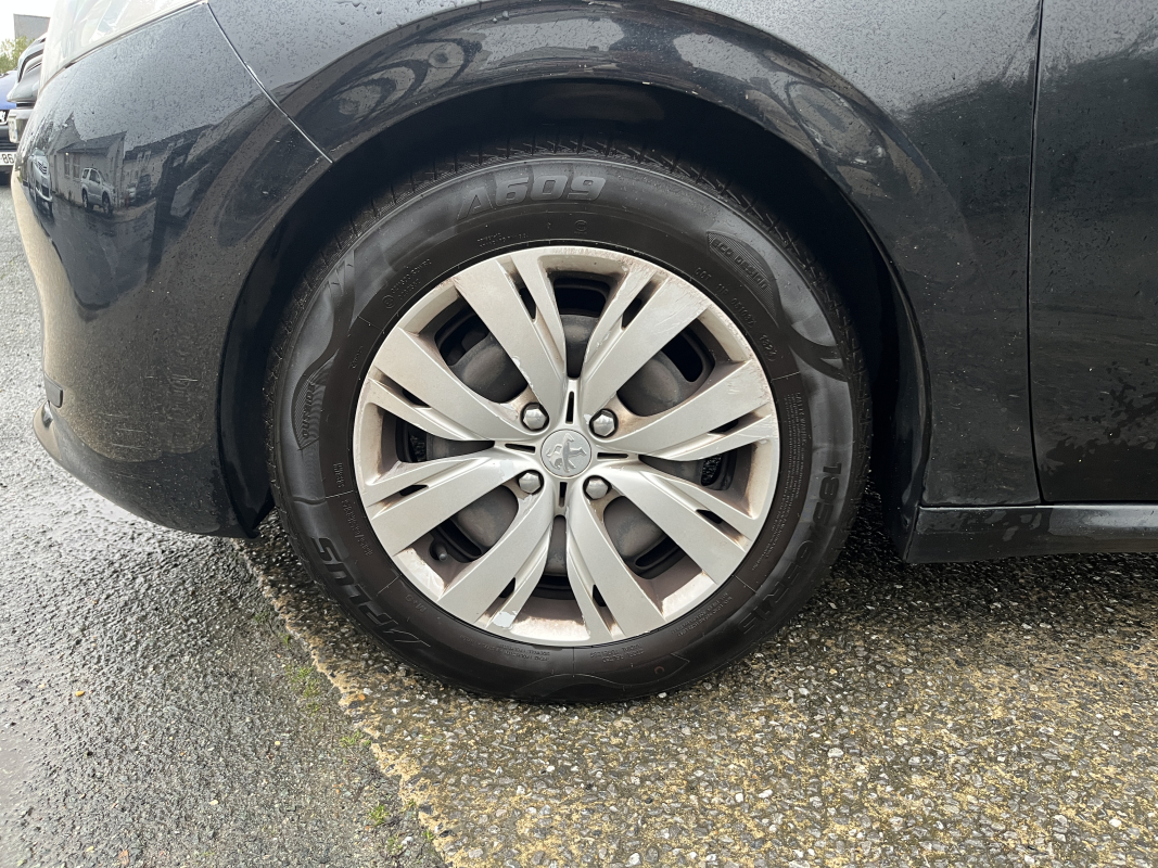 Peugeot 208 — 16