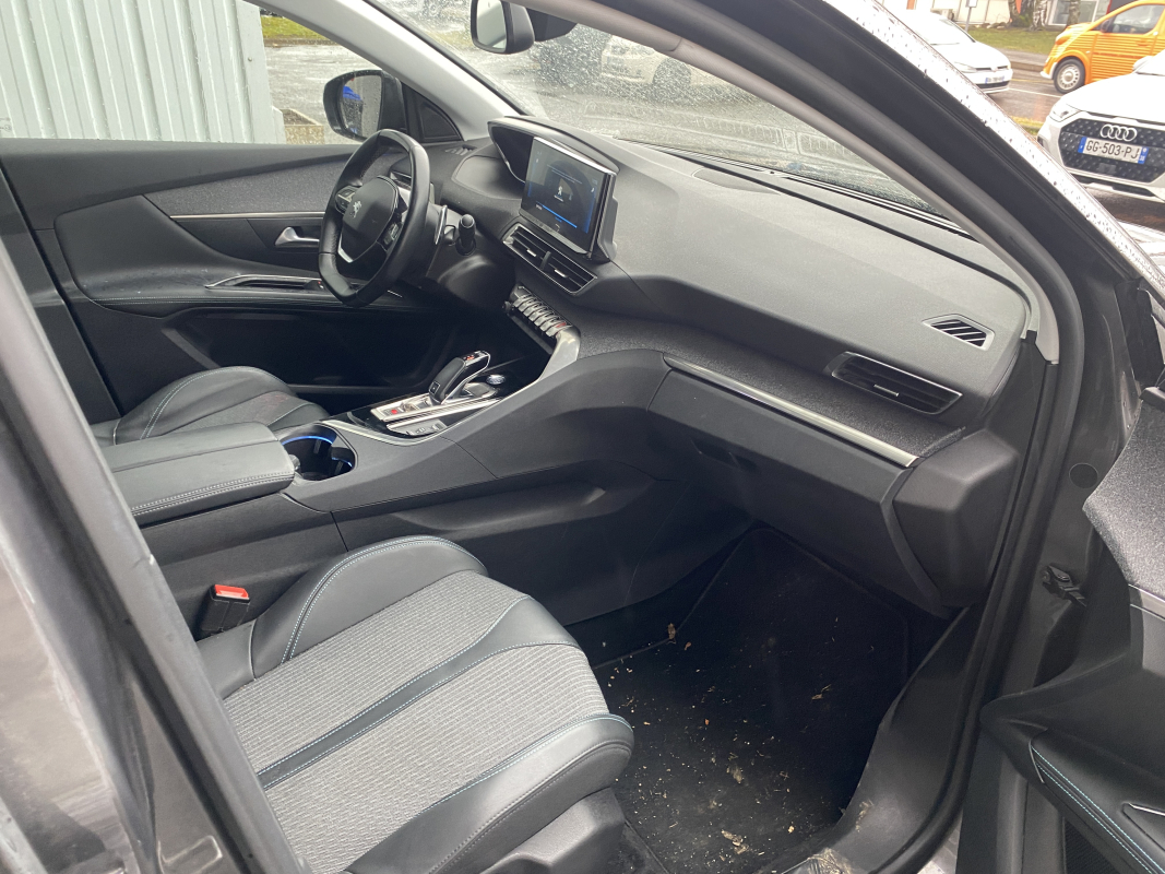 Peugeot 3008 — 18