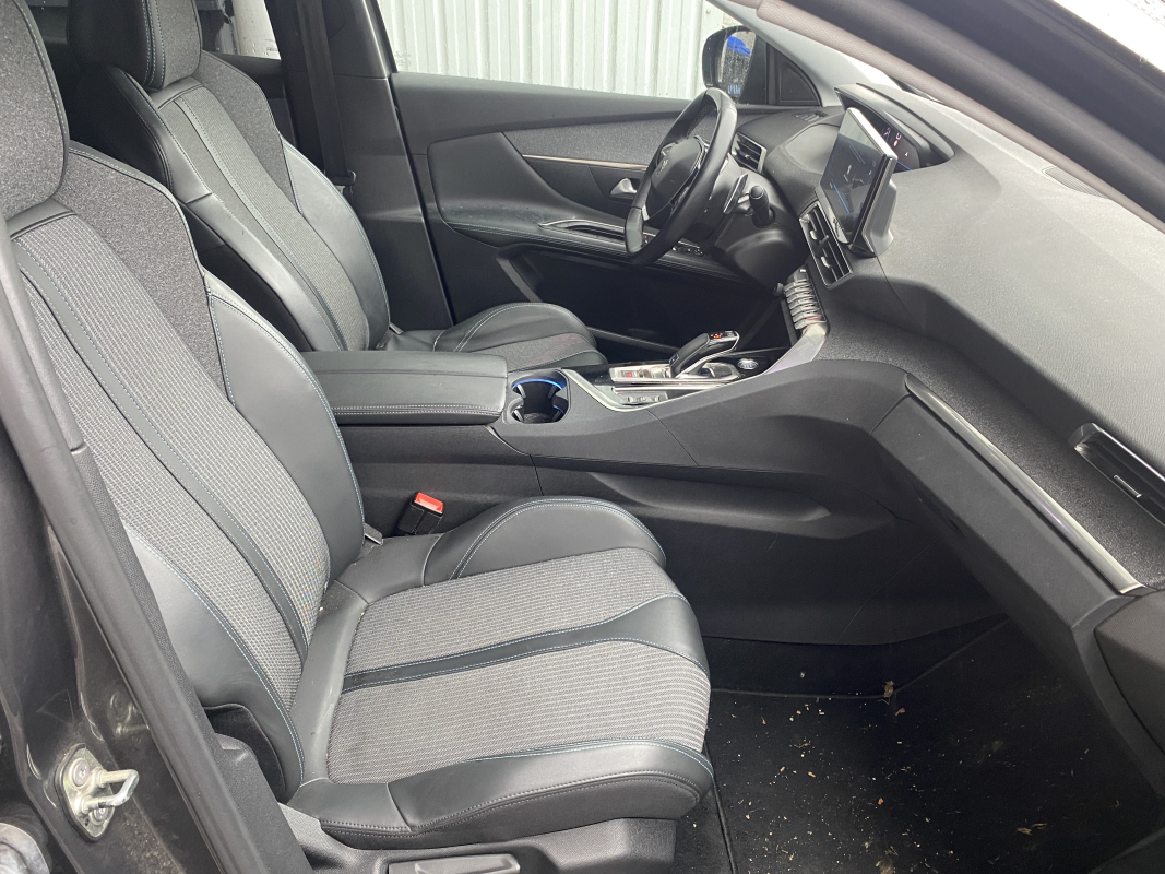Peugeot 3008 — 19