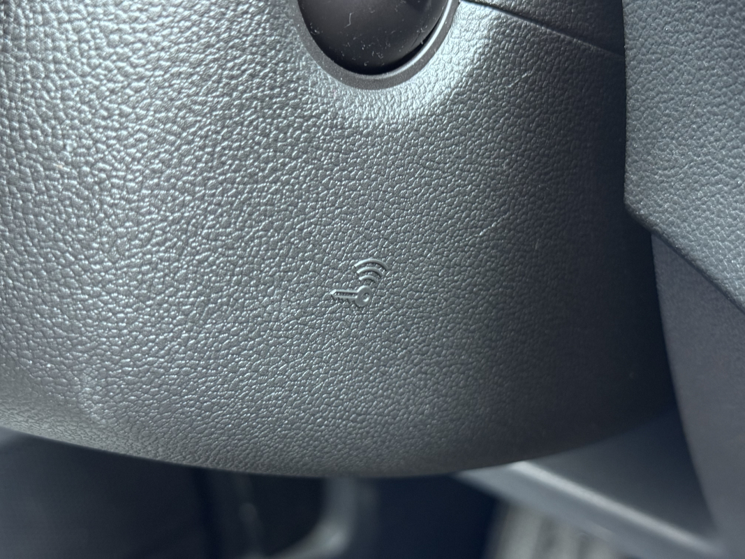 Volkswagen T-Cross — 33