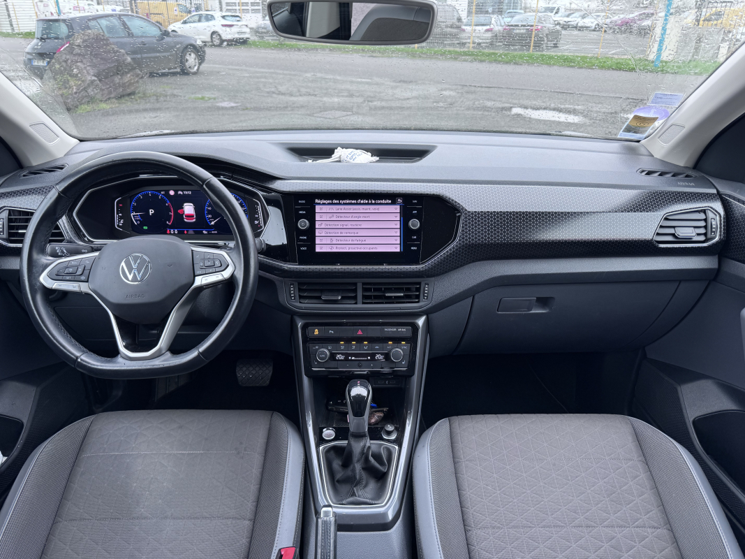 Volkswagen T-Cross — 10