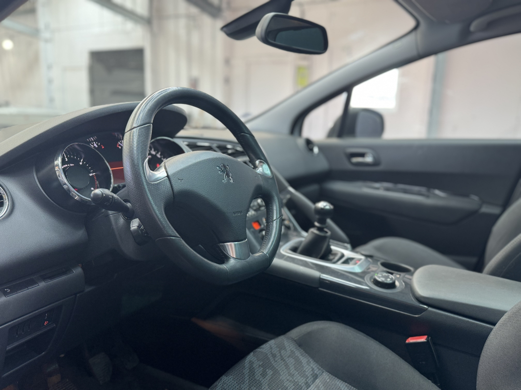 Peugeot 3008 — 9