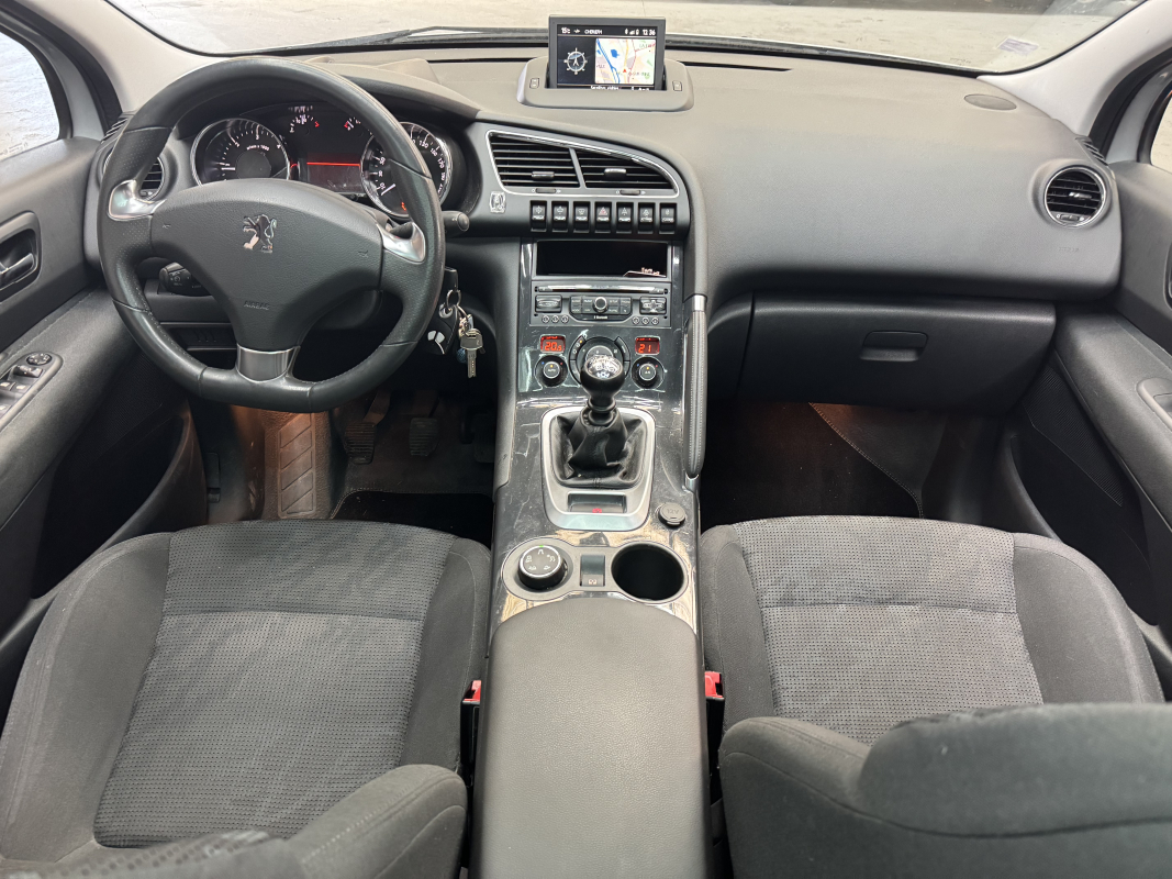 Peugeot 3008 — 10