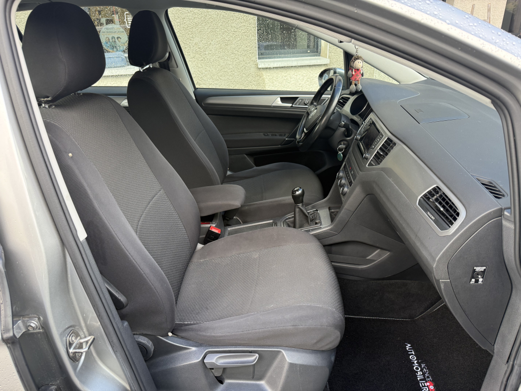 Volkswagen Golf Sportsvan — 16