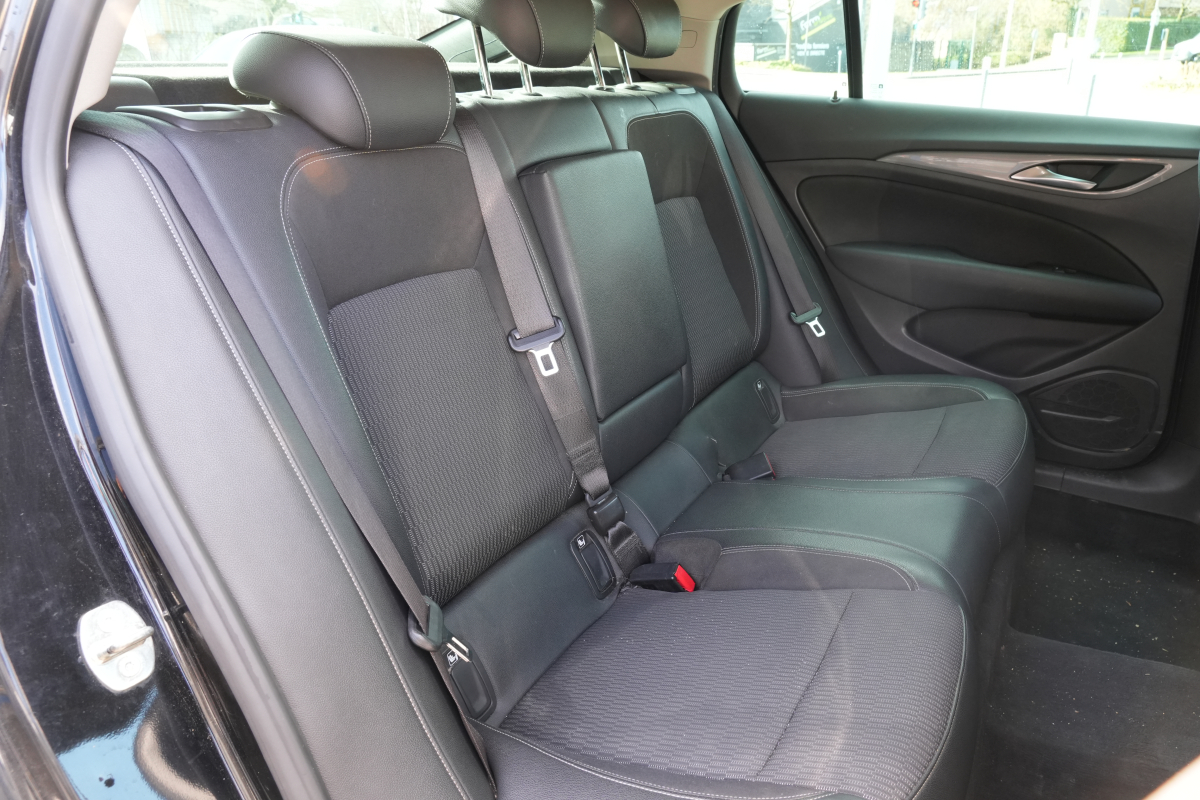Opel Insignia Grand Sport — 18