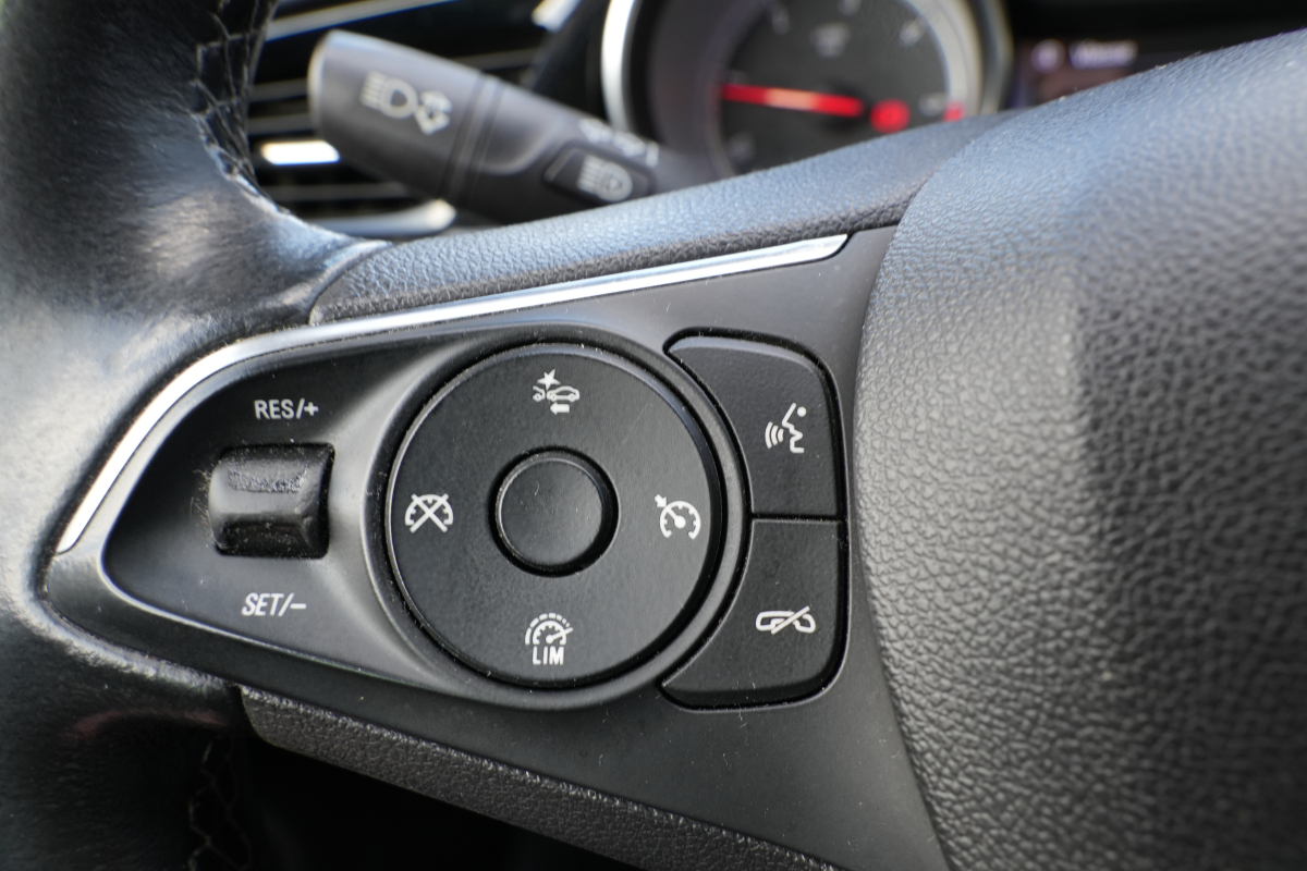 Opel Insignia Grand Sport — 27