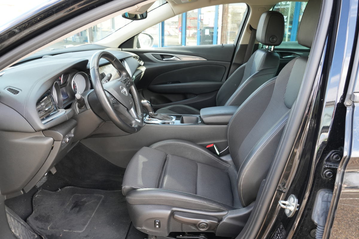 Opel Insignia Grand Sport — 33