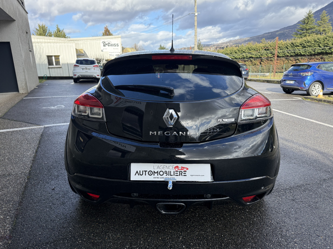 Renault Megane — 4