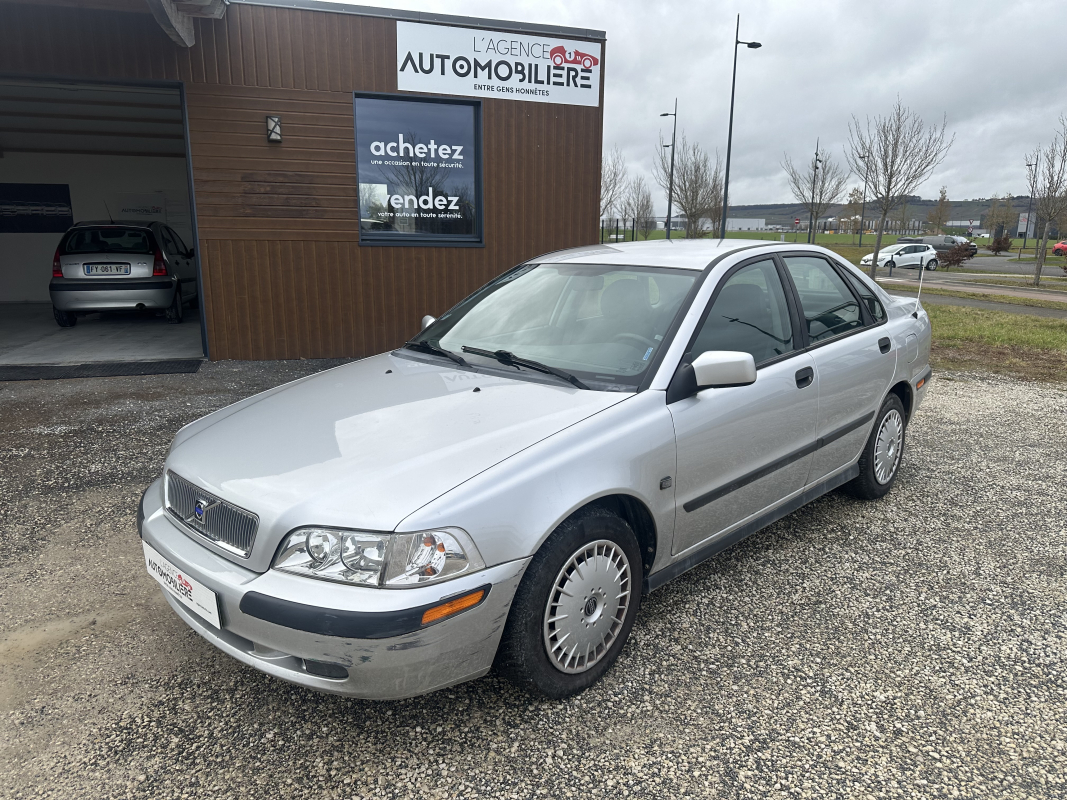 Volvo S40