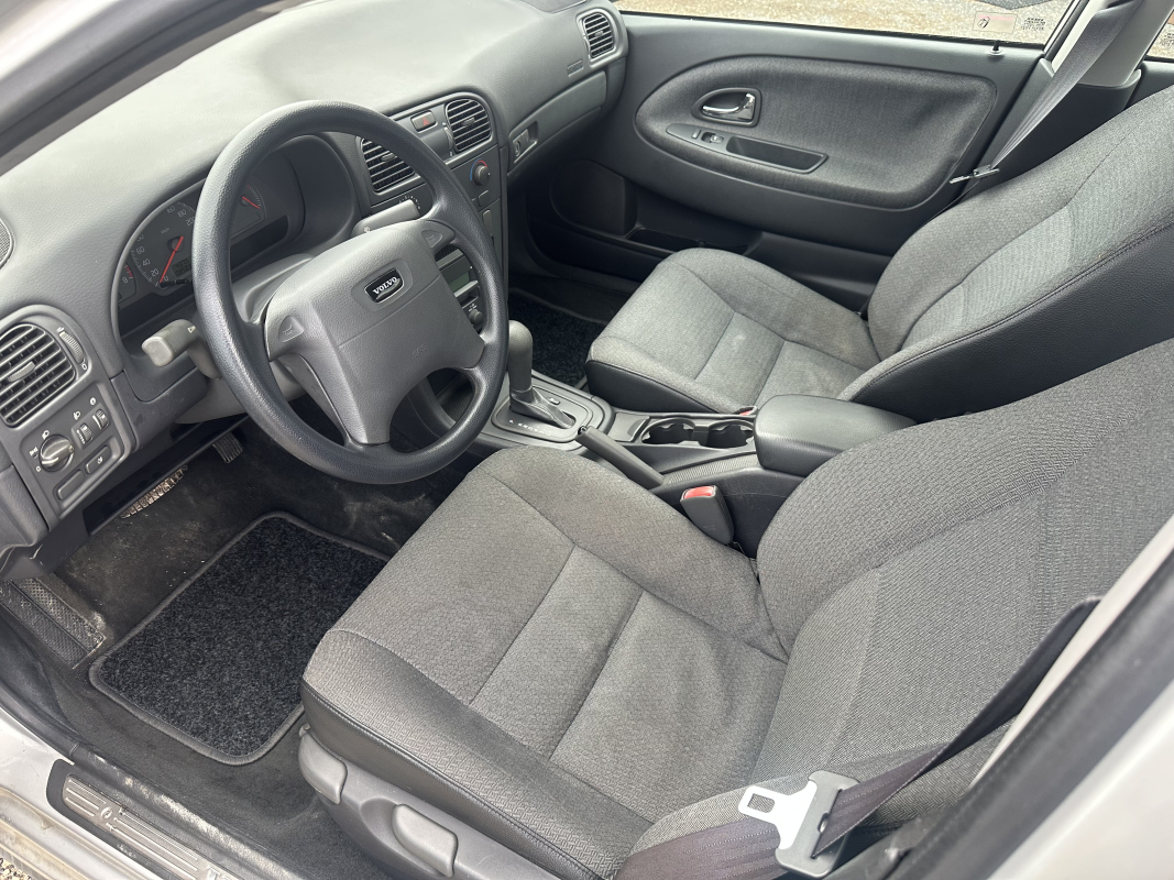 Volvo S40 — 11