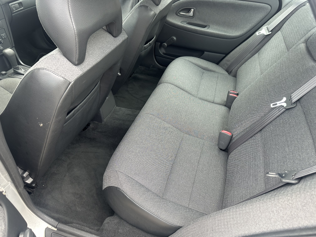 Volvo S40 — 13