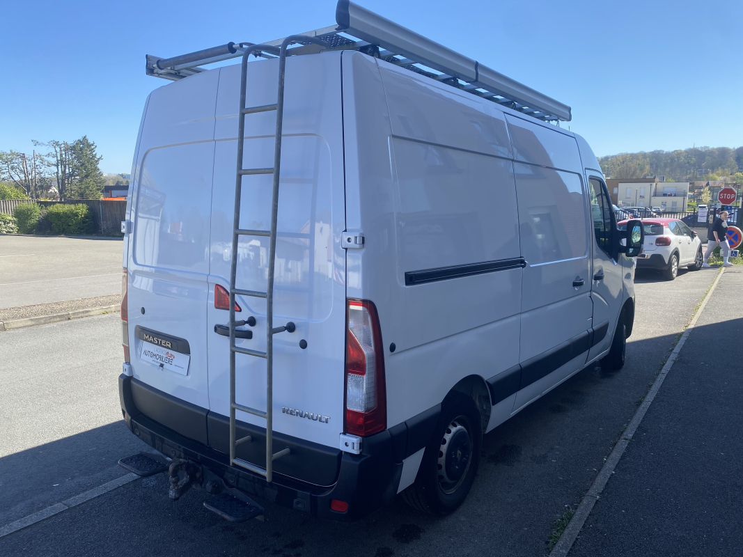 Renault Master — 5