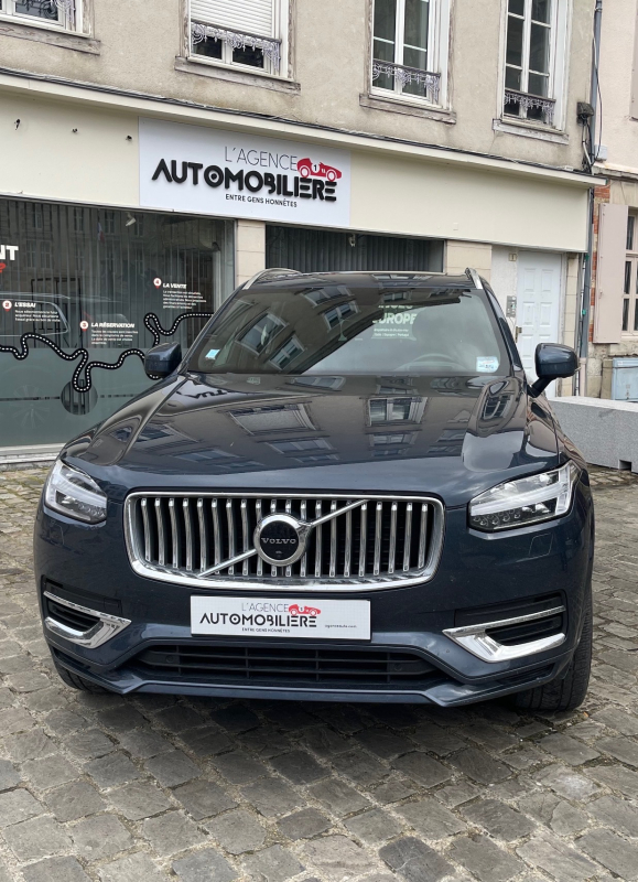 Volvo XC90 — 2
