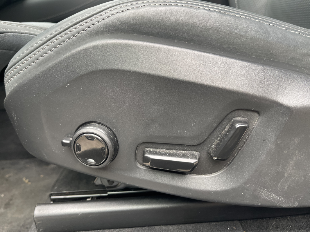 Volvo XC90 — 27