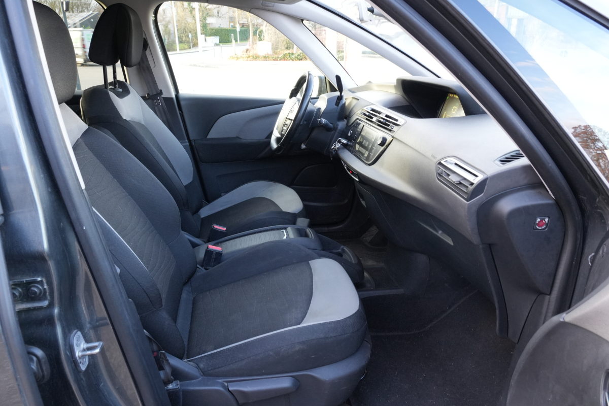Citroen Grand C4 Picasso — 36