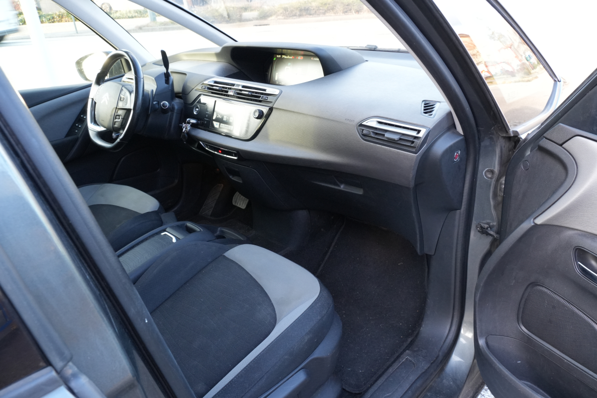 Citroen Grand C4 Picasso — 37