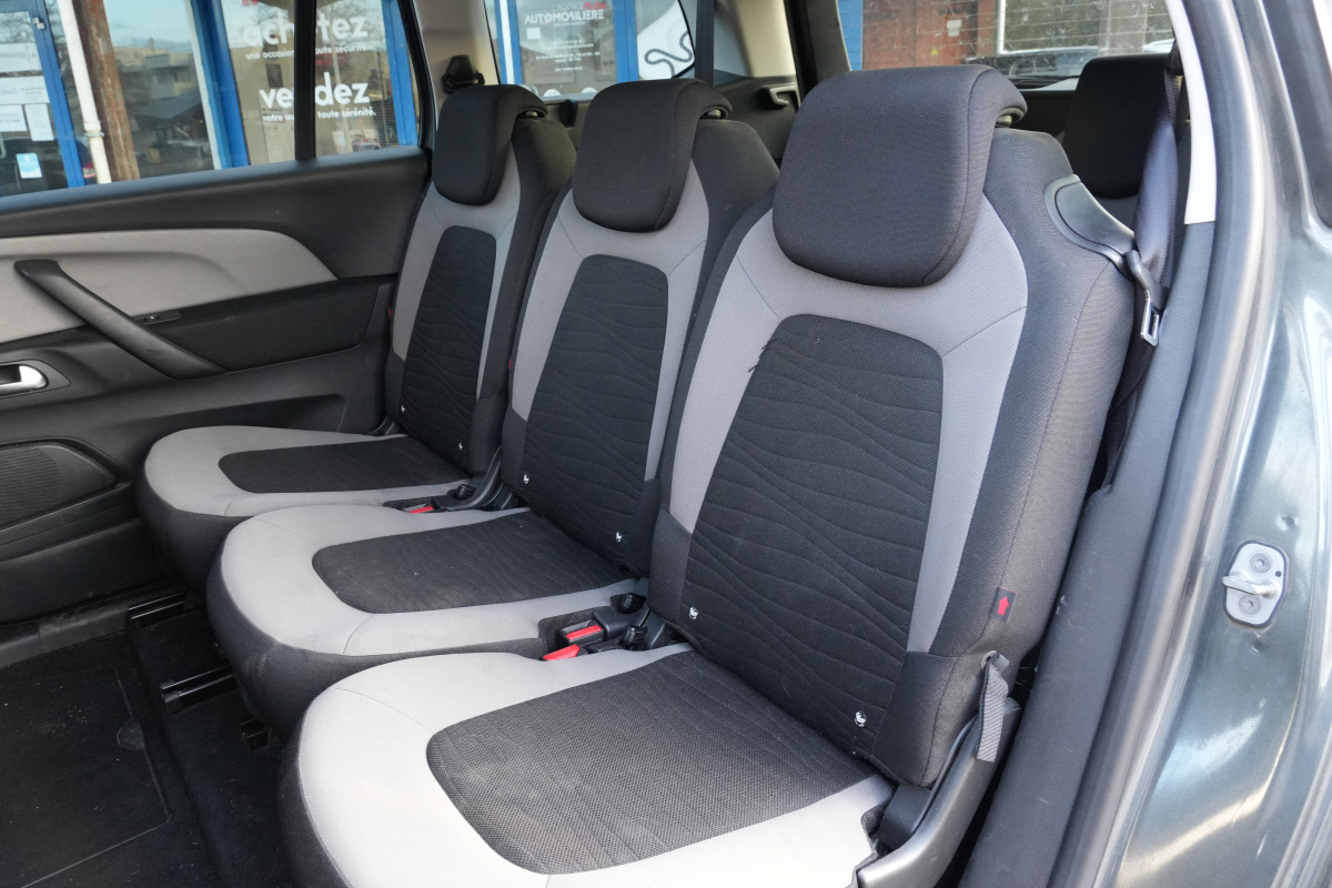 Citroen Grand C4 Picasso — 17