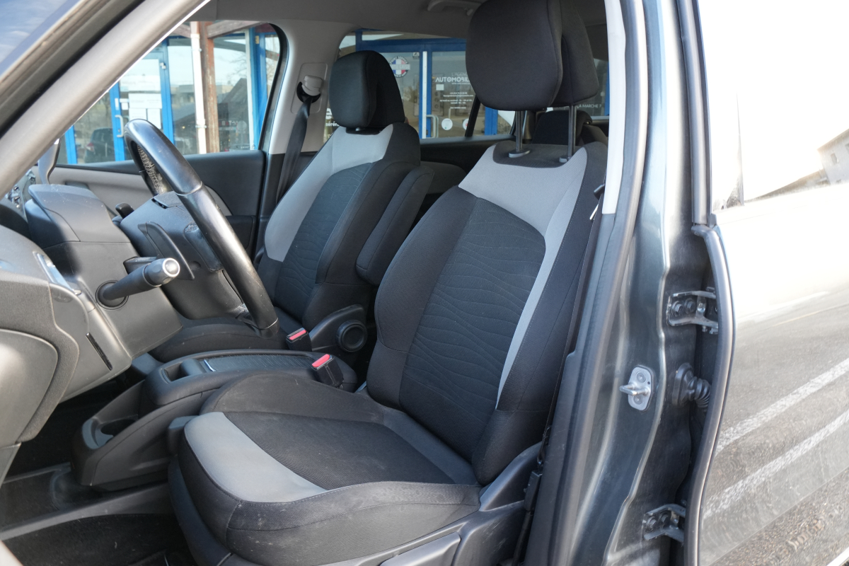 Citroen Grand C4 Picasso — 14