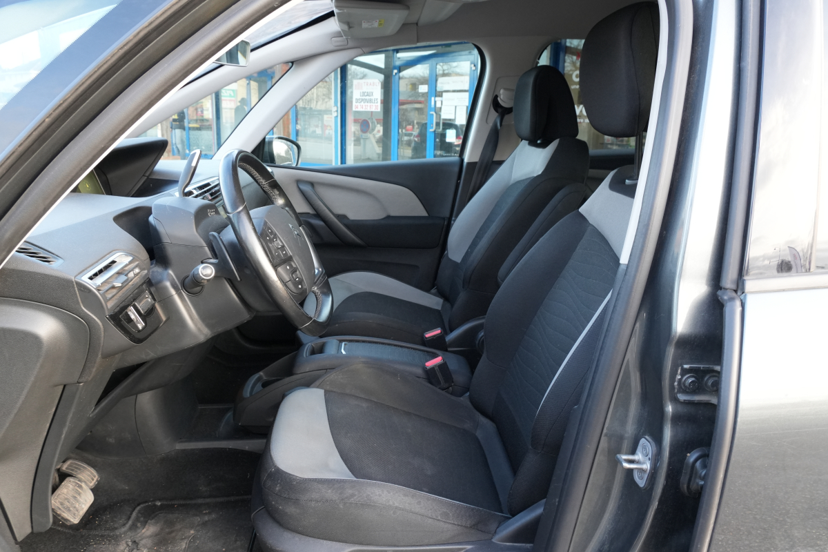 Citroen Grand C4 Picasso — 34