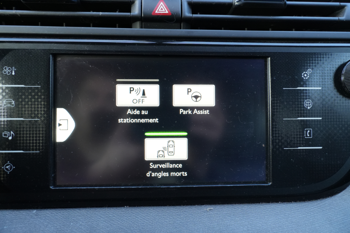 Citroen Grand C4 Picasso — 13
