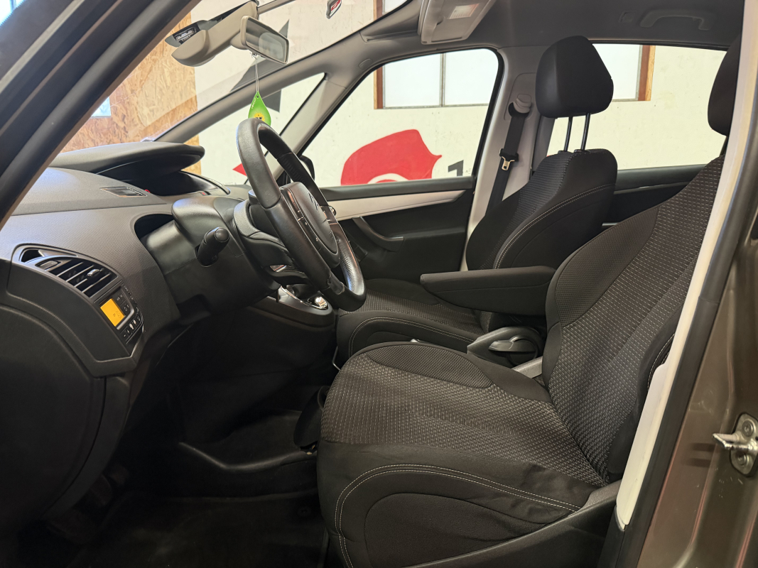 Citroen C4 Picasso — 8
