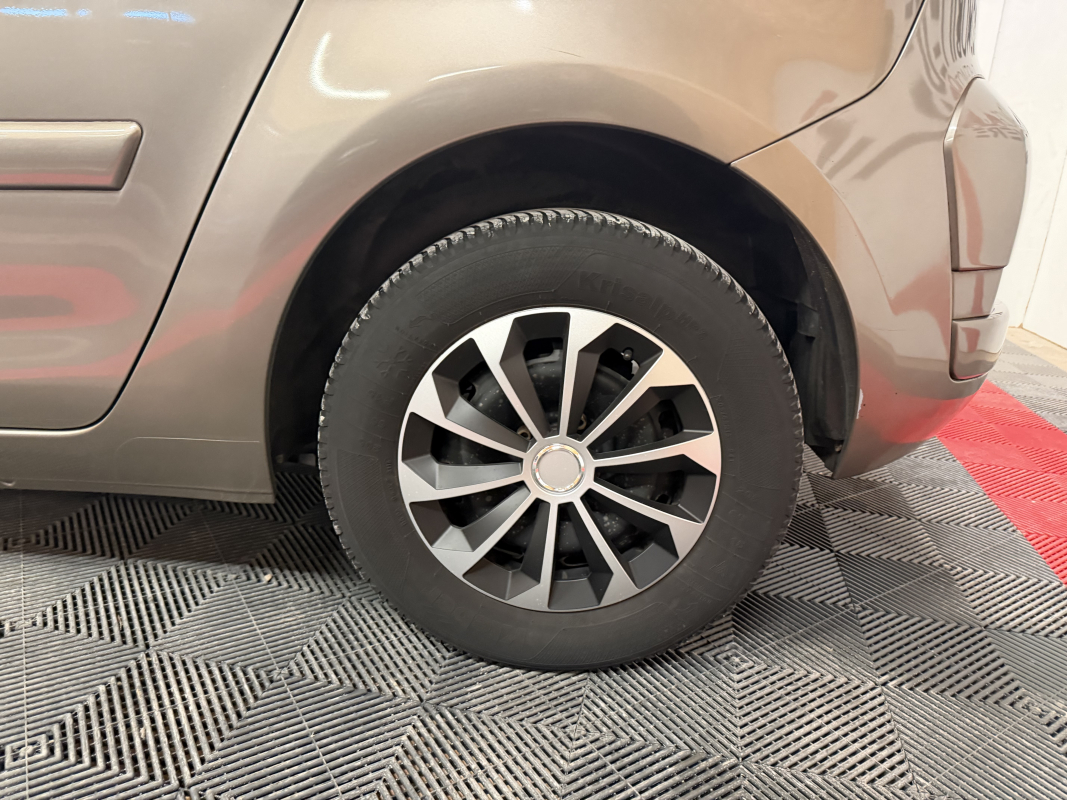 Citroen C4 Picasso — 20