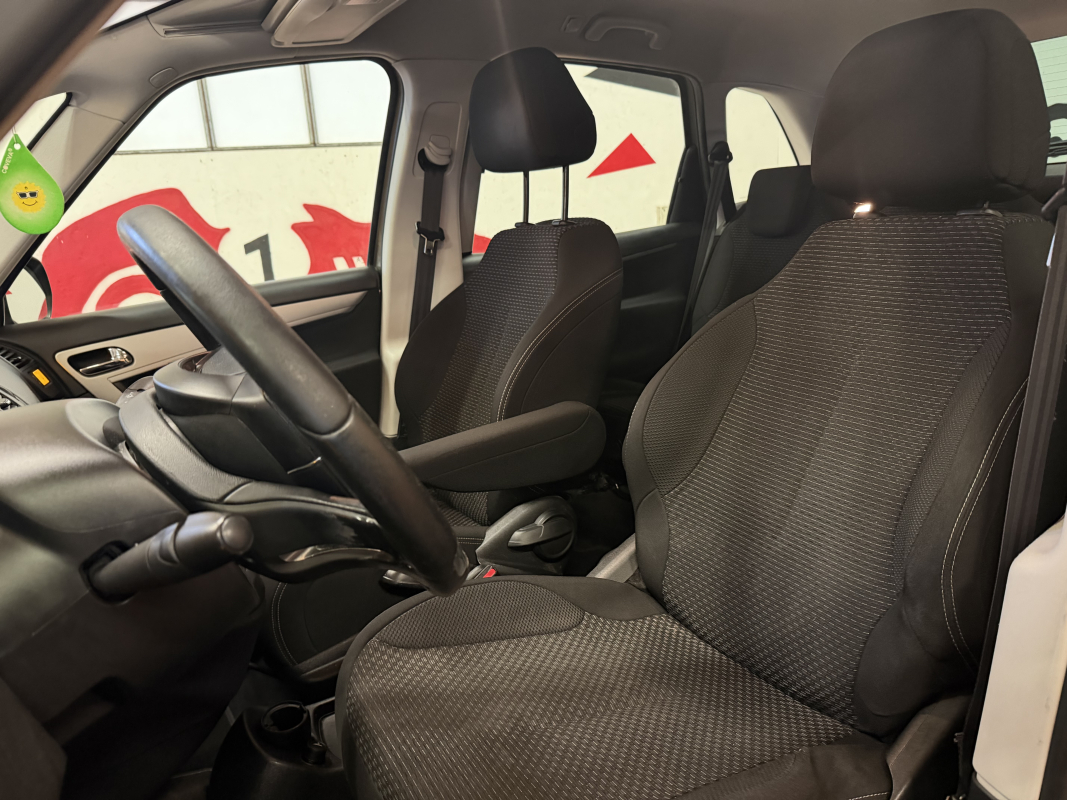 Citroen C4 Picasso — 9