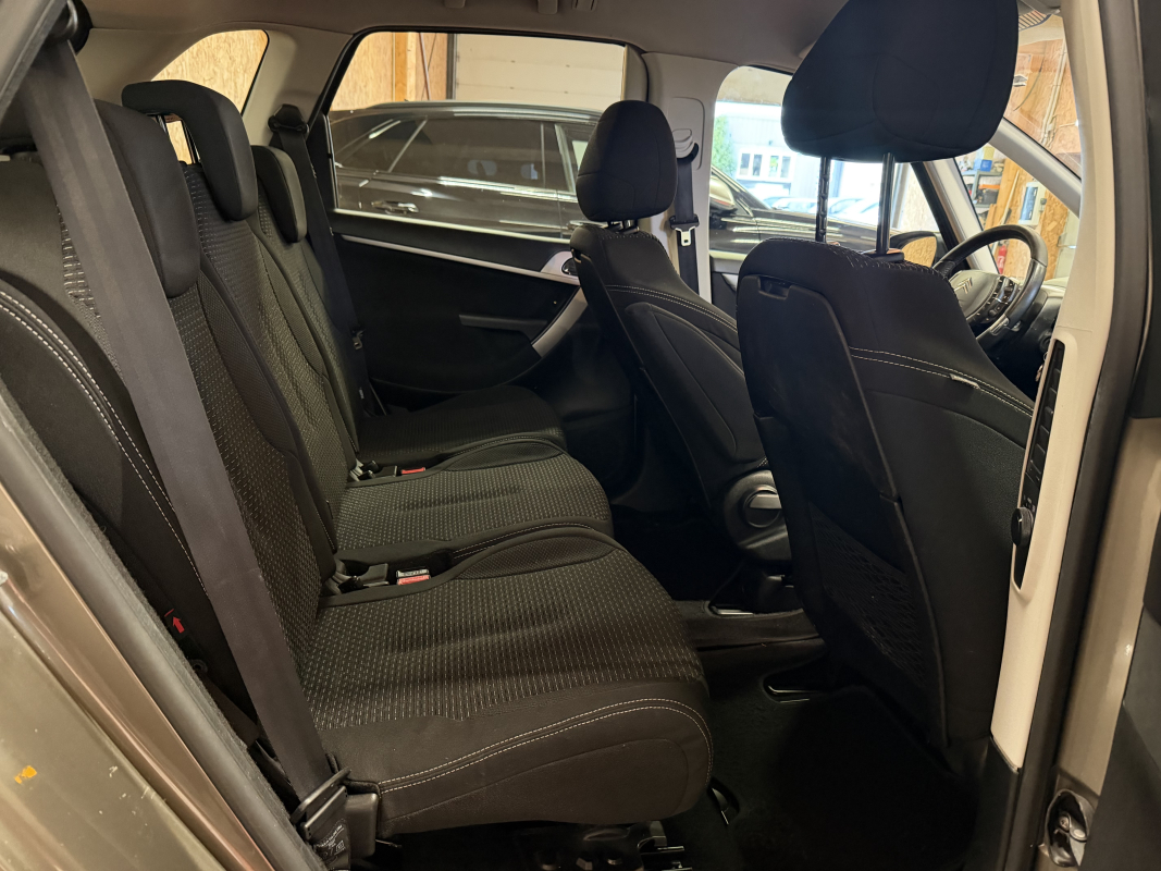 Citroen C4 Picasso — 15