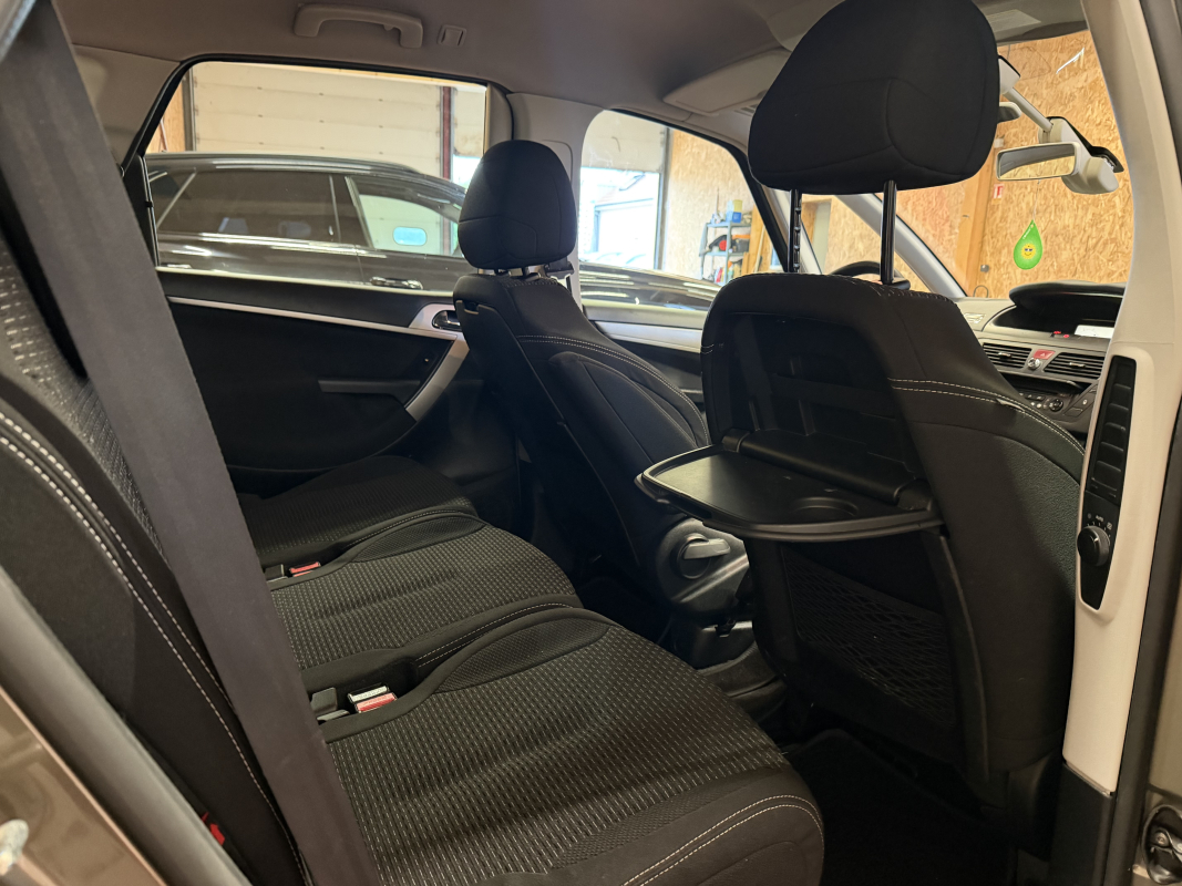 Citroen C4 Picasso — 16