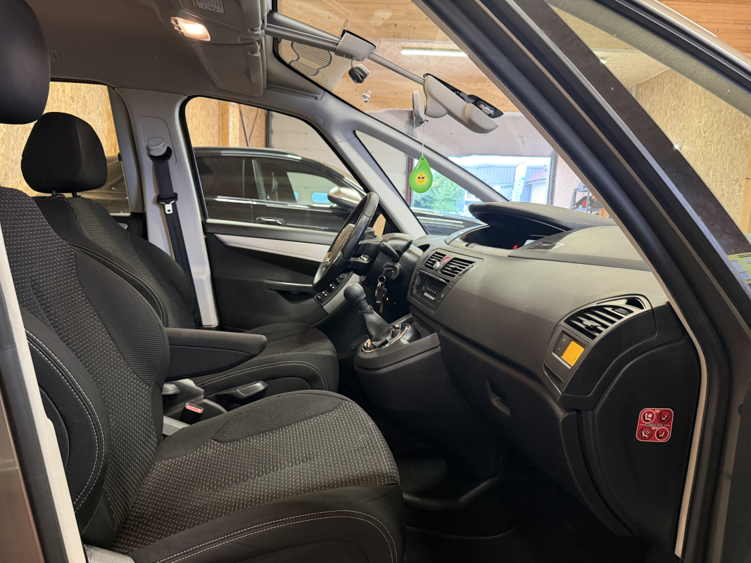 Citroen C4 Picasso — 11