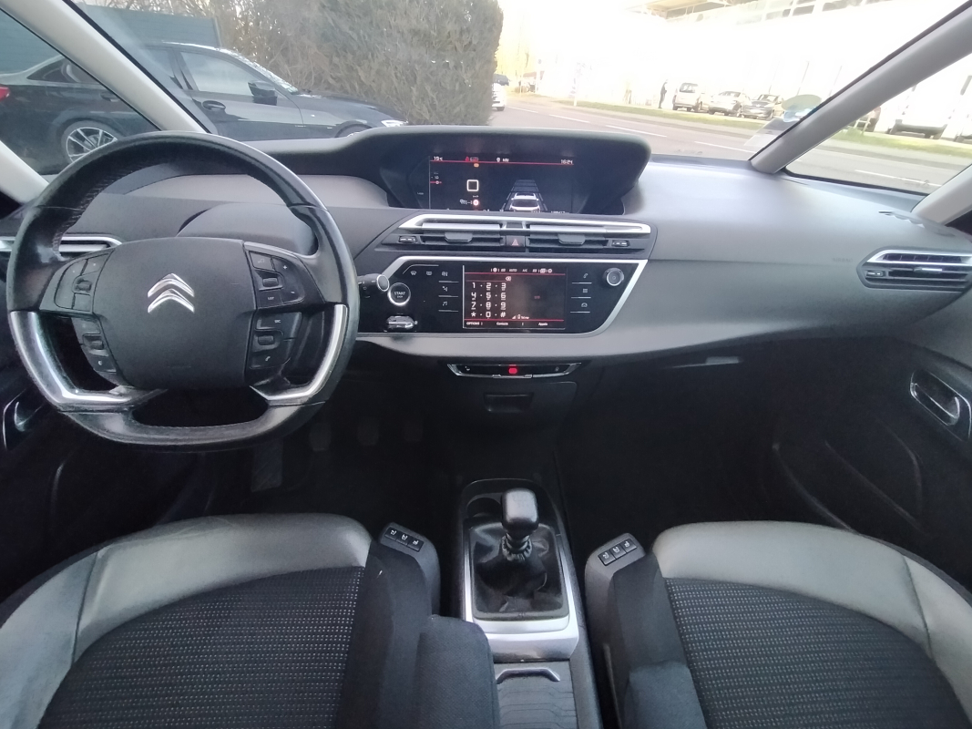 Citroen C4 Spacetourer — 17