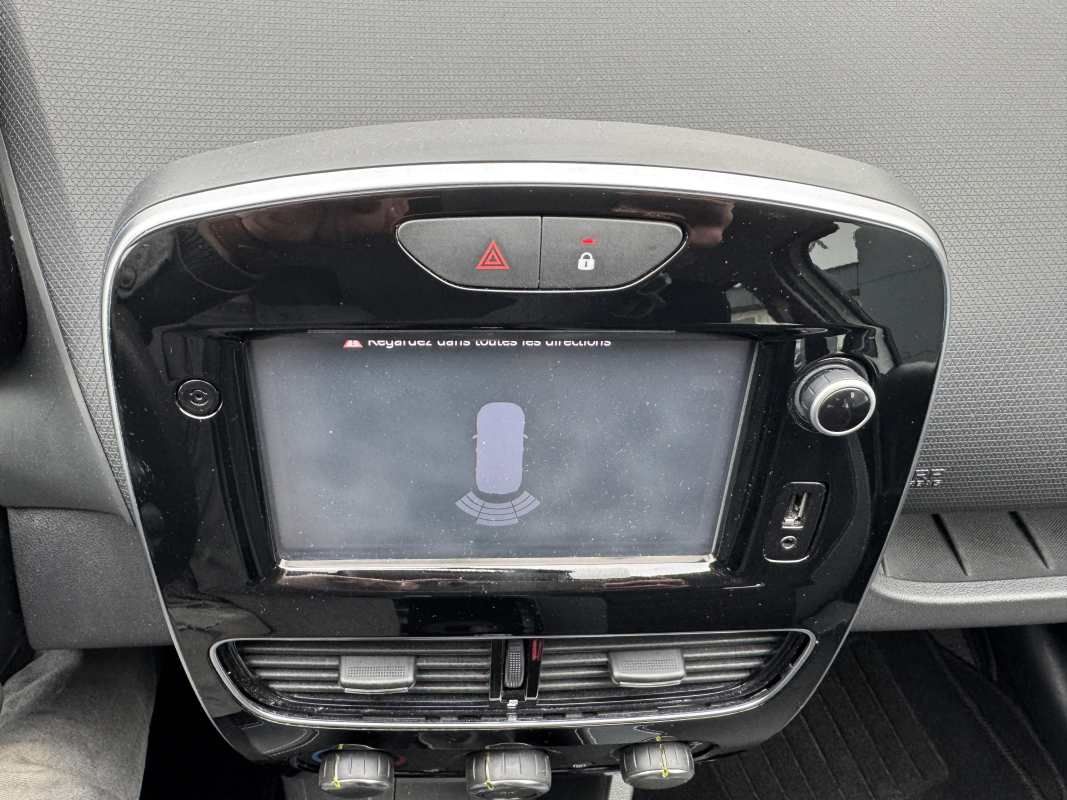 Renault Clio — 13