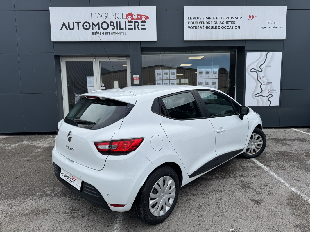 Renault Clio — 2