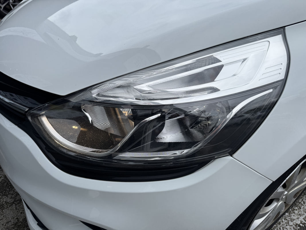 Renault Clio — 30