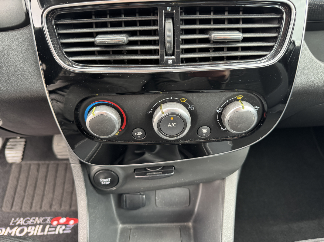 Renault Clio — 16