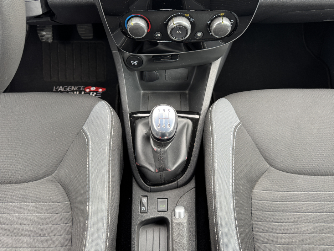 Renault Clio — 17