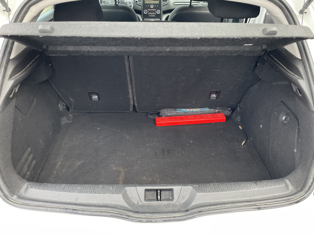 Renault Megane — 11