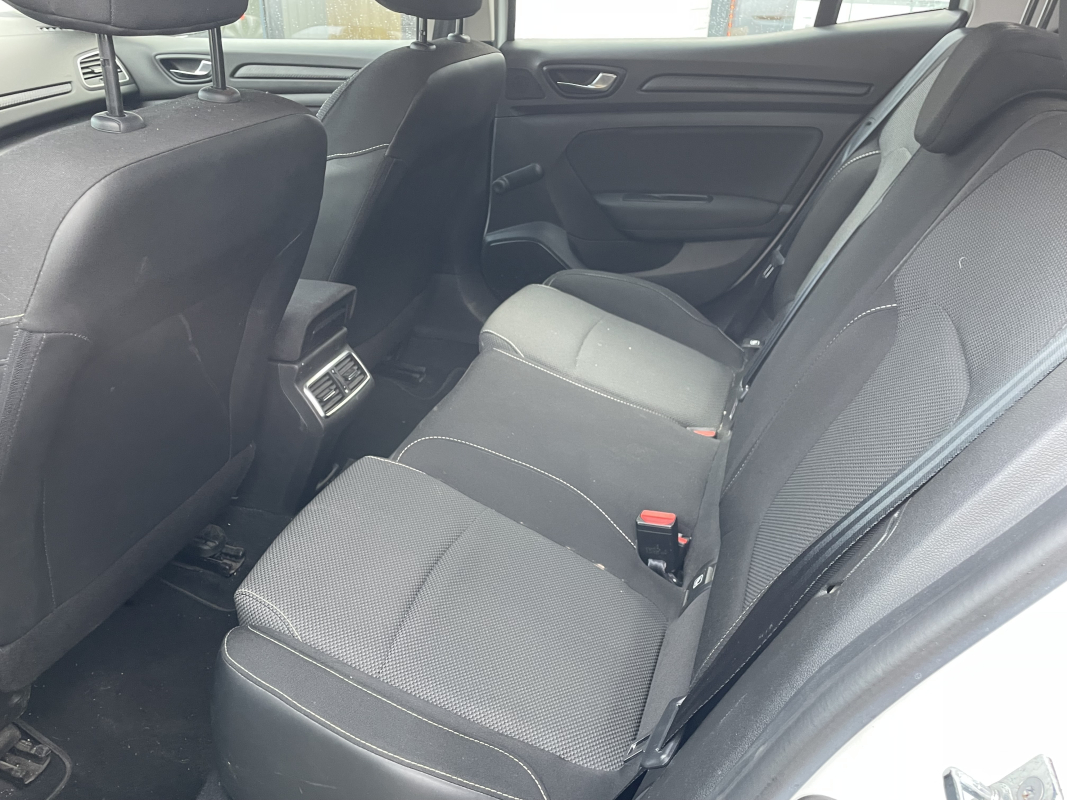 Renault Megane — 9