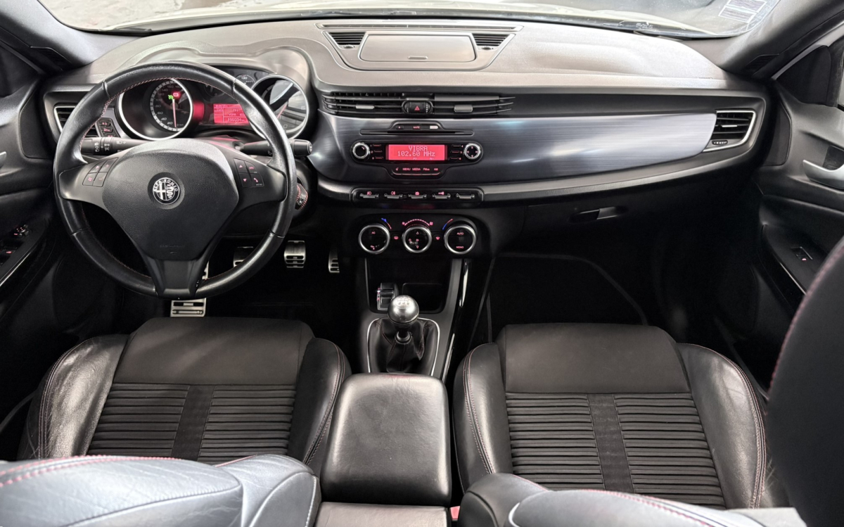 Alfa Romeo Giulietta — 11