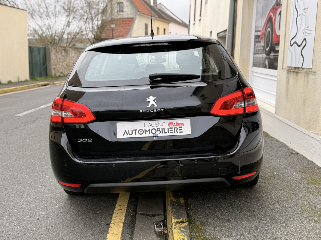 Peugeot 308 SW — 5