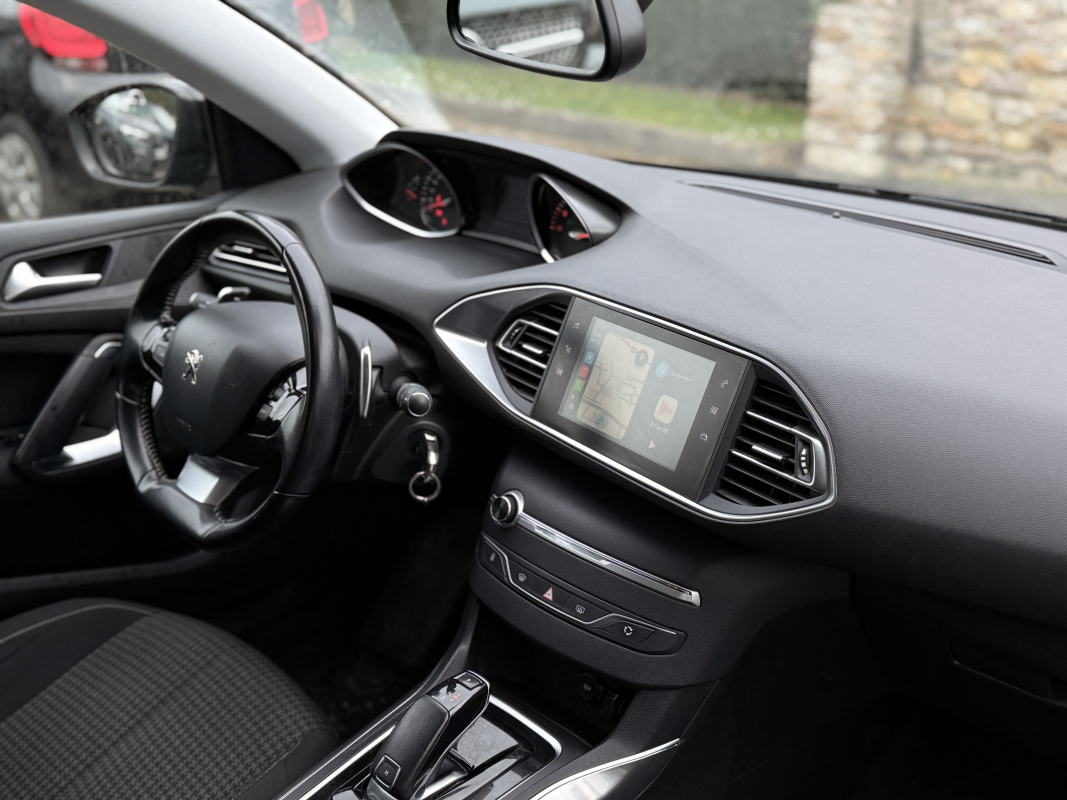 Peugeot 308 SW — 11