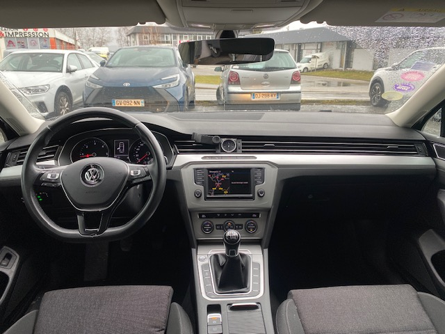Volkswagen Passat — 22