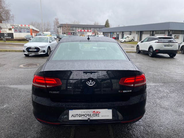 Volkswagen Passat — 6