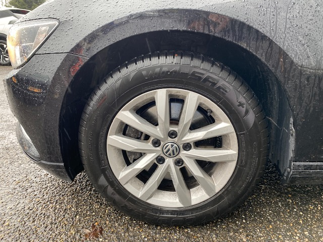 Volkswagen Passat — 27