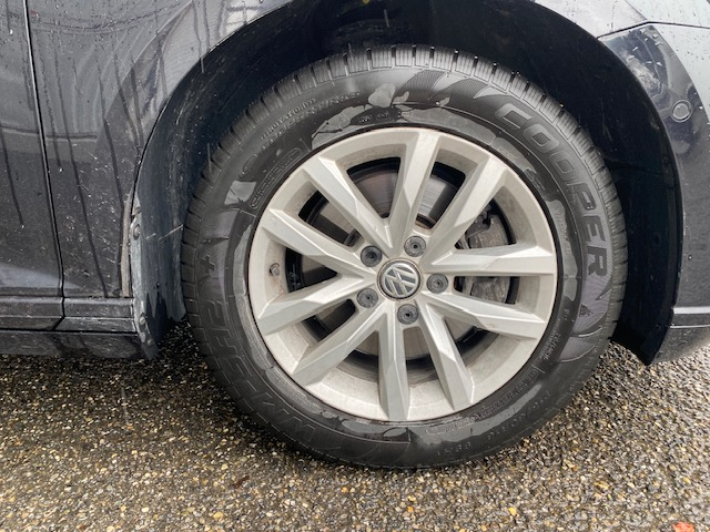 Volkswagen Passat — 30