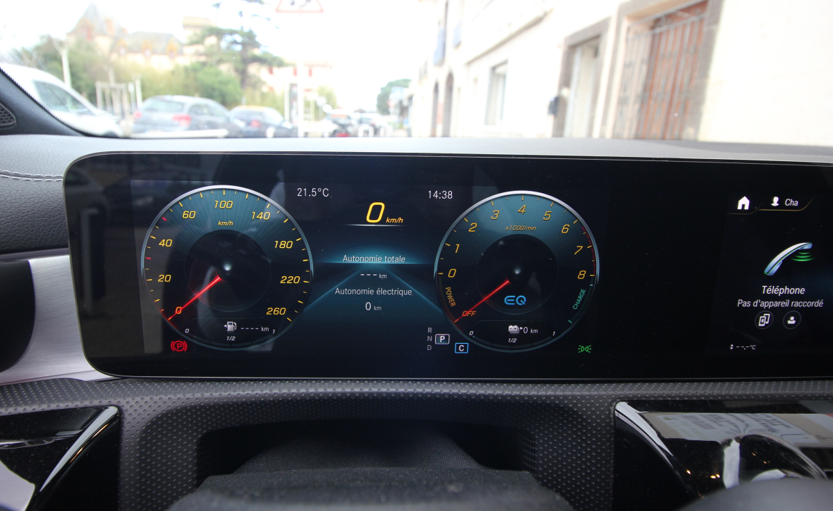 Mercedes Classe CLA — 12