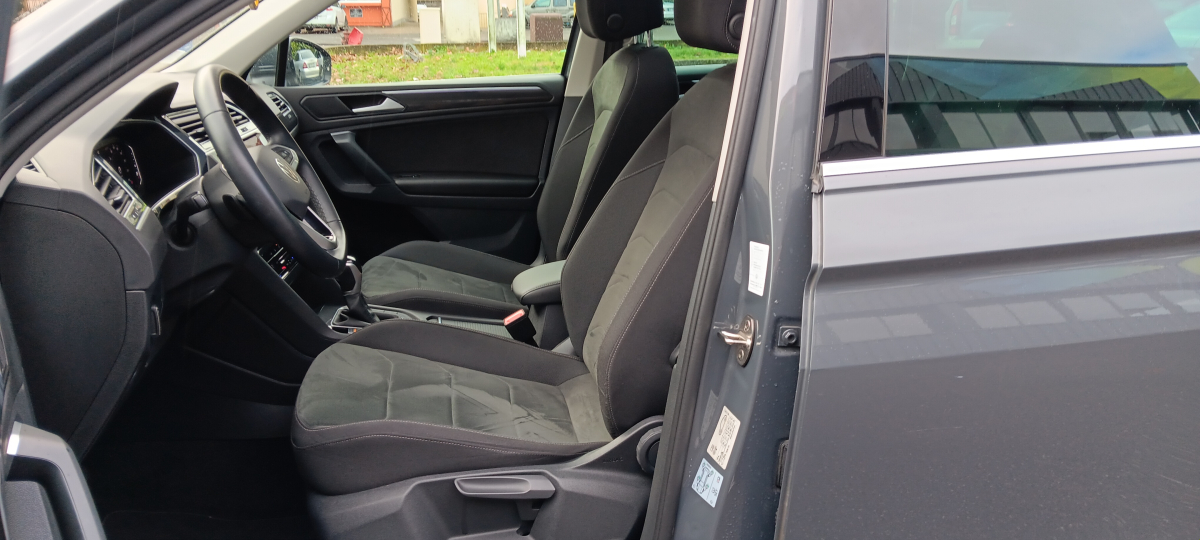 Volkswagen Tiguan — 12