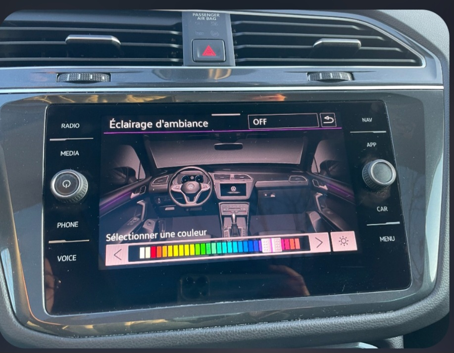 Volkswagen Tiguan — 16